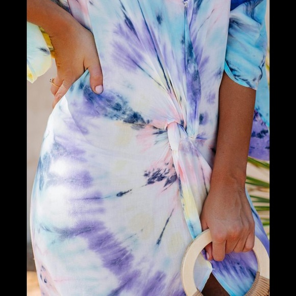 Beach Therapy Tie Dye Twist Kimono Maxi Dress - Picture 4 of 4